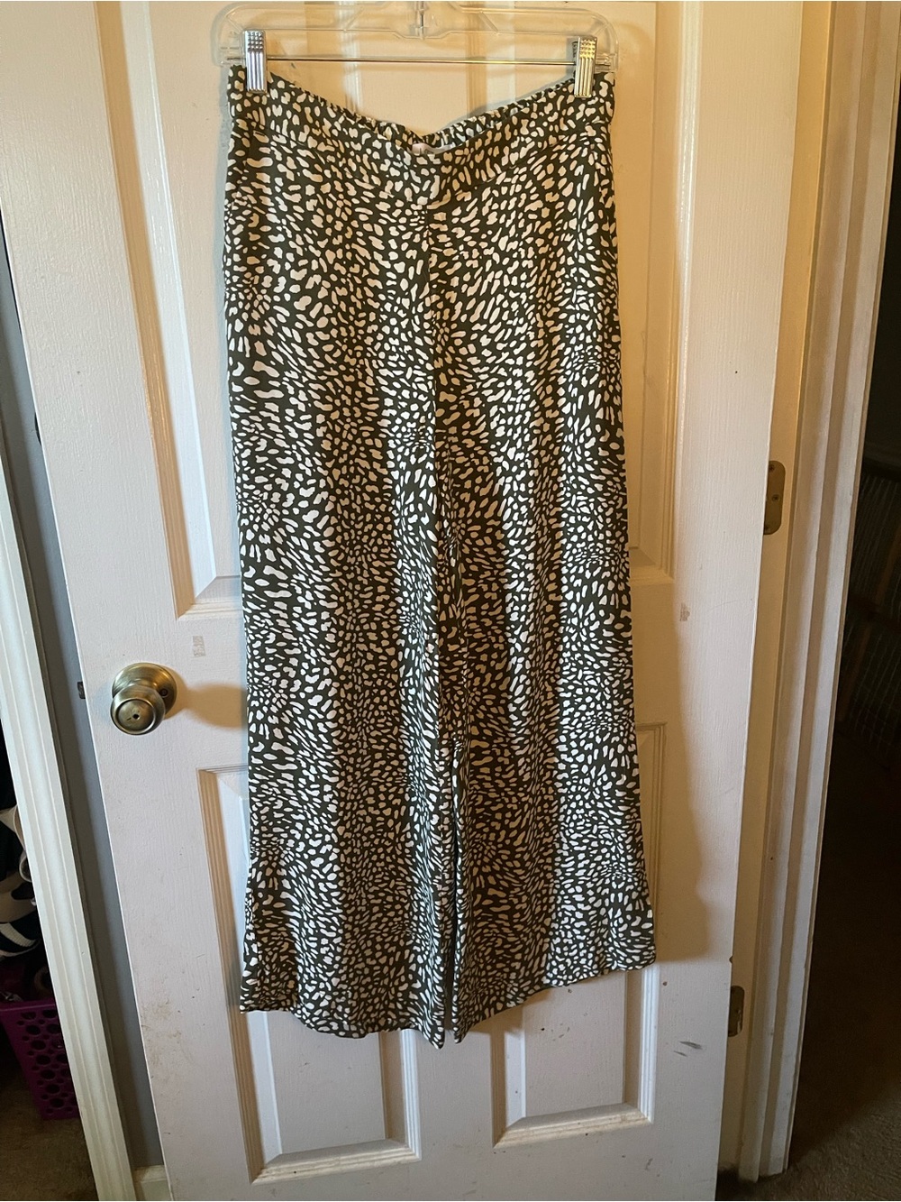 Women's Olive Green & White Printed wide let pants